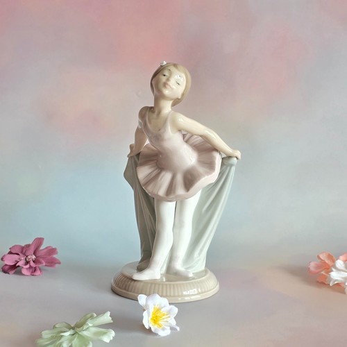 Nao lladro girl my - by, ‘my