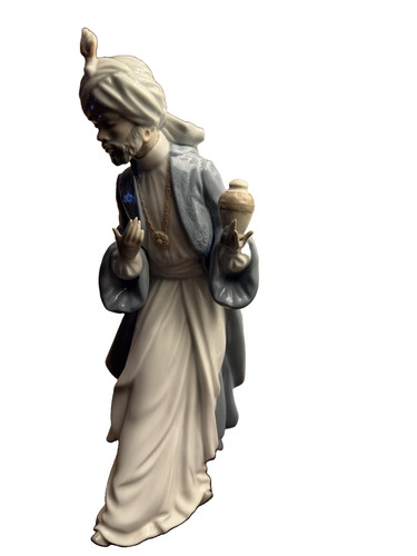 Nao lladro king balthasar - by, "king