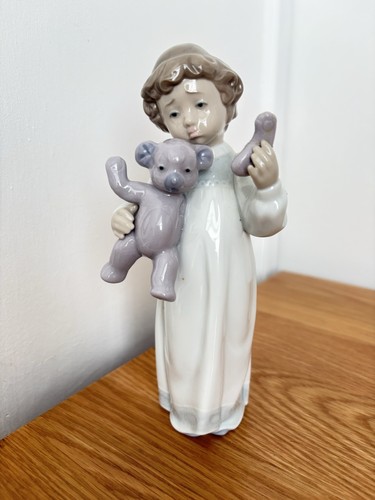 Nao lladro girl - nao, by