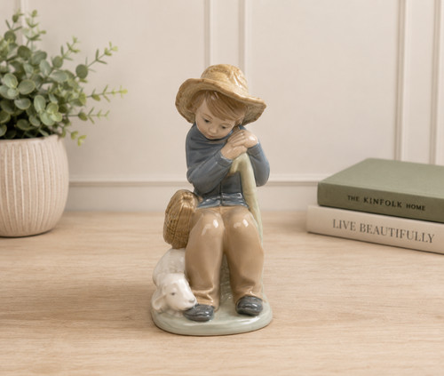 Nao lladro young shepherd boy - young,