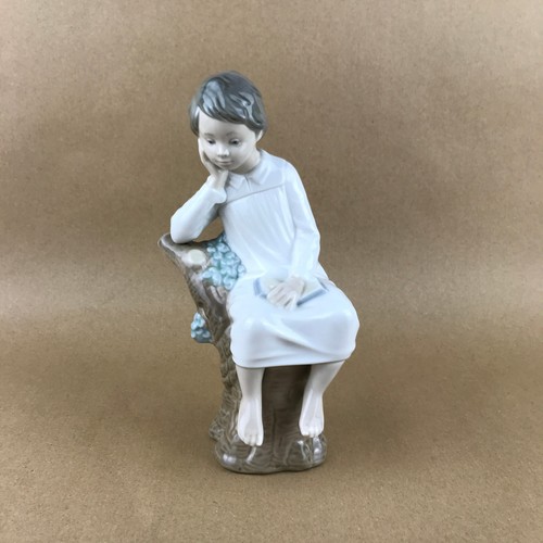 Lladro 4876 little boy - lladro,