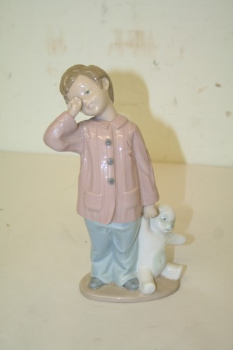 Nao lladro figurine - by,