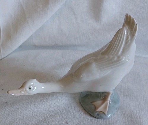 Vintage 1978 nao lladro - by,