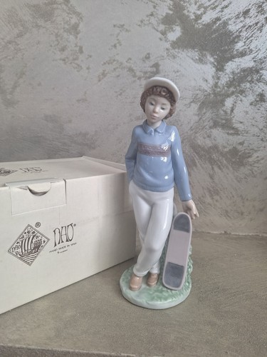 Nao lladro porcelain - by,