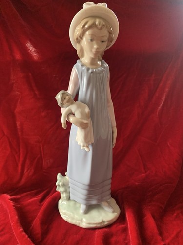 Lladro vintage 80s figurine - vintage,