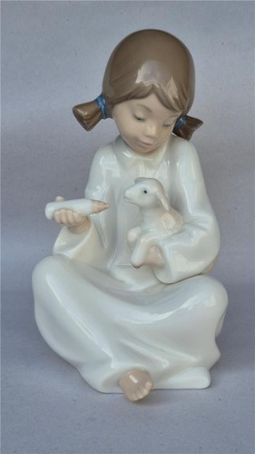 Nao lladro figurine - by,