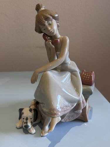 Lladro chit chat porcelain - 'chit,