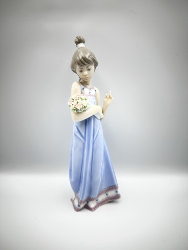 Lladro spring token 5604 - lladro,