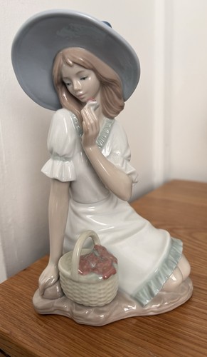 Nao lladro meadow song - nao,