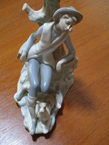 Lladro 1970s porcelain boy - 1970s., porcelain,