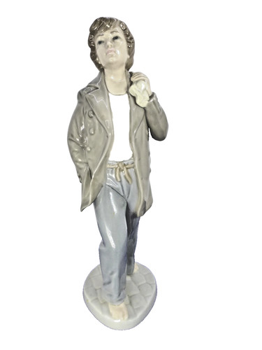 Lladro figurine cabin - (,