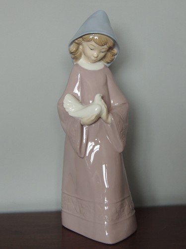 Vintage lladro nao figurine - vintage,