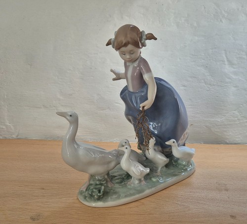 Lladro boxed figurine - lladro, 05503