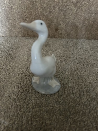 Lladro porcelain duck figurine - lladro,
