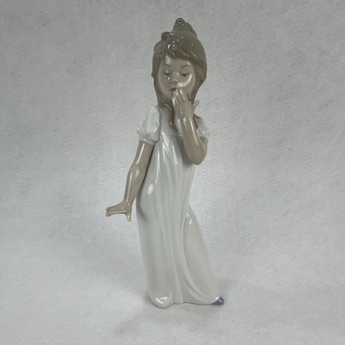 Vintage nao lladro - nao, girl