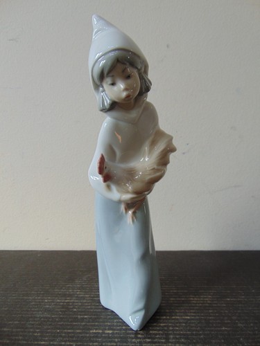 Lladro 4677 shepherdess with - lladro,