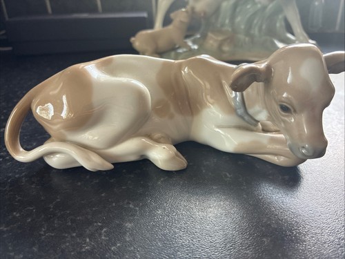 Lladro cow ornament - cow,