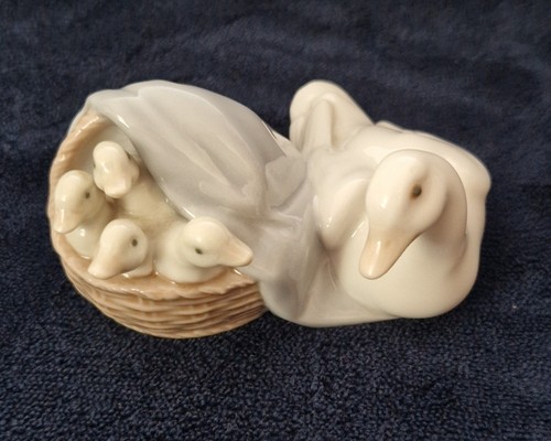 Lladro vintage porcelain duck - vintage,