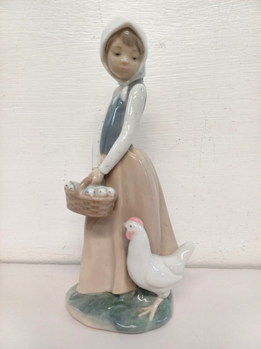 Vintage nao lladro figurine - vintage, by