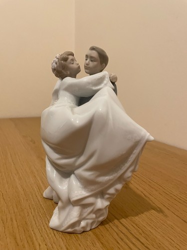 Nao lladro wedding figurine - wedding,