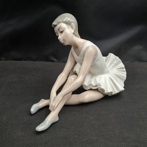 Lladro nao slipper ballet - nao,