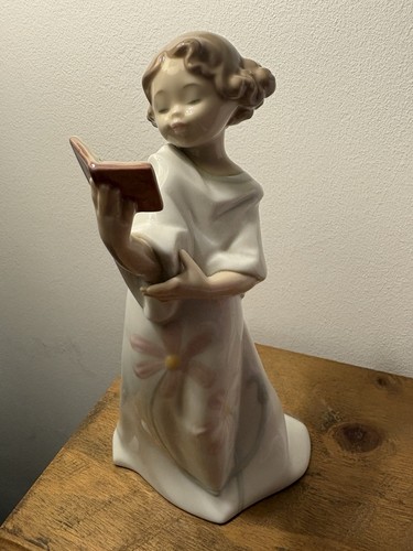 Nao lladro porcelain figurine - nao,