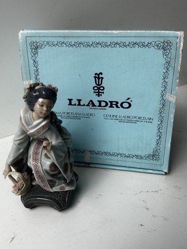 Lladro 1448 yuki japanese - lladro,