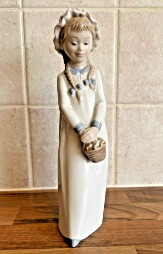 Nao lladro figurine - lladro,