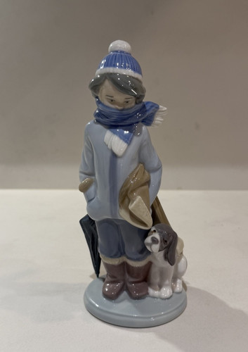 Lladro 5220 winter boy with - boy,