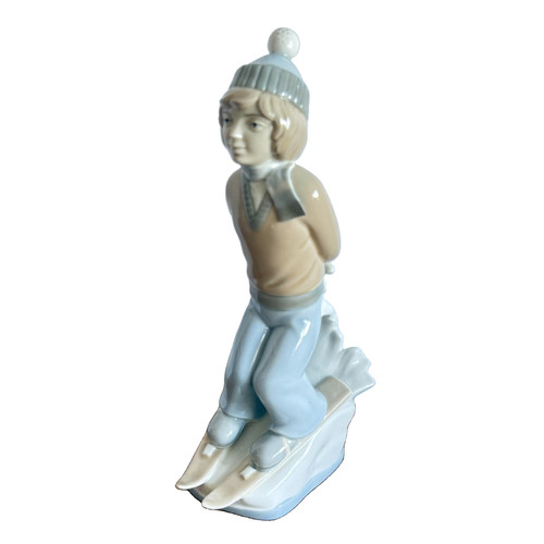Lladro style porcelain - lladro,