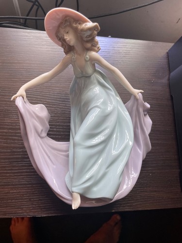 Lladro 05662 may dance - 05662,