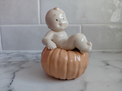 Nao lladro figurine where - by,