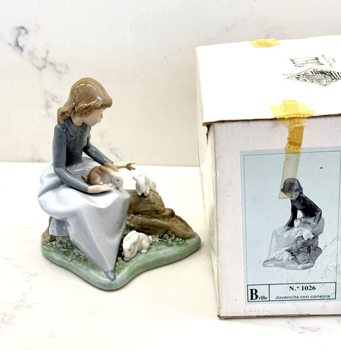 Nao lladro girl with - by,