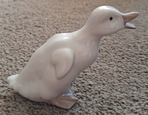 Lladro nao baby - /, goose