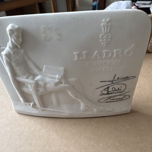 Lladro figurine collectors - figurine,