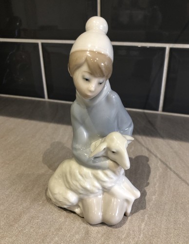 Lladro spain figure girl - spain, figure.