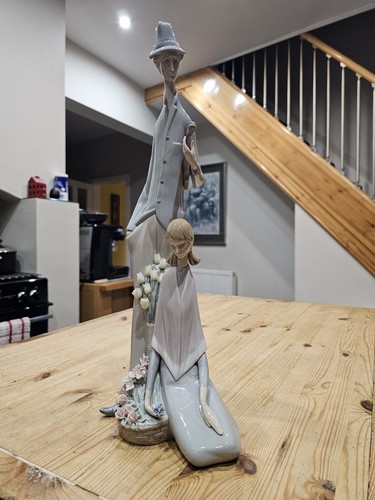 Lladro violinist and girl - and,