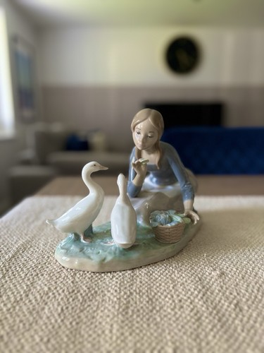 Lladro figure - lladro,