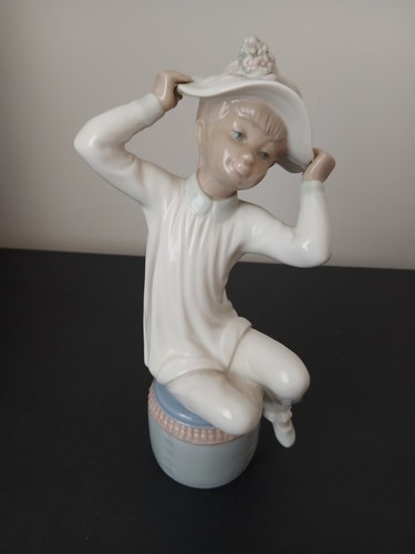 Lladro girl figure with - figure,