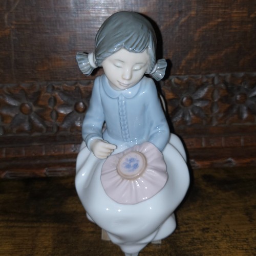 Nao lladro 1123 counting - lladro,